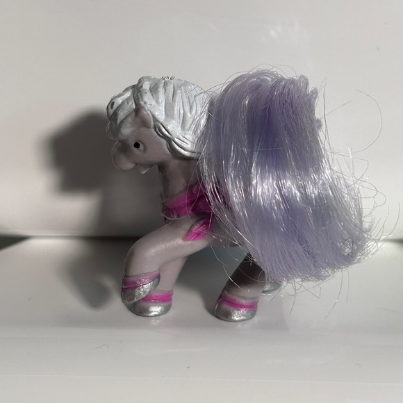 Vintage 1980's Tara Toy Carousel Cuties Set of 8 Plus 1 1990's Chap Mei Pony - Picture 3 of 16